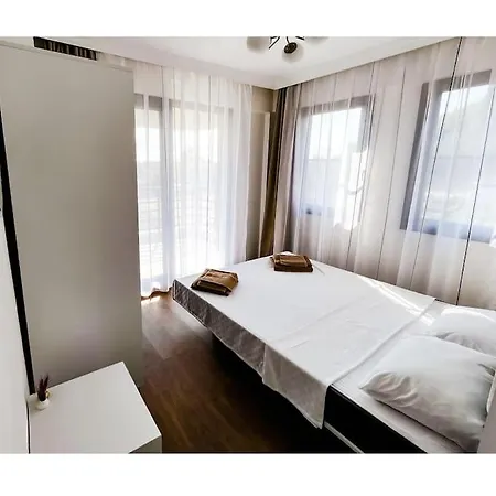 Luxury With Private Pool And Garden Villa121 빌라