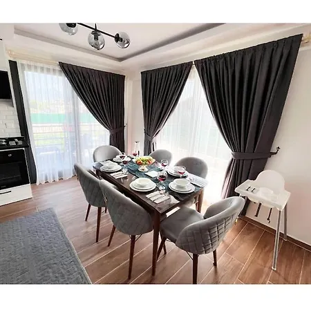 Luxury With Private Pool And Garden Villa121 빌라 페티예