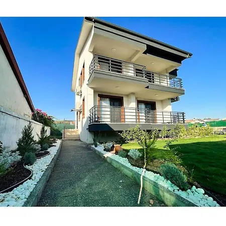 Luxury With Private Pool And Garden Villa121 페티예