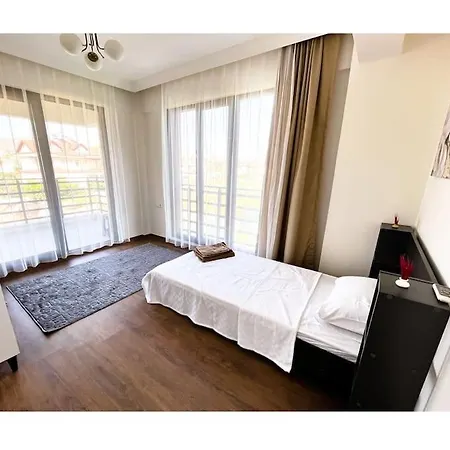 빌라 Luxury With Private Pool And Garden Villa121 페티예
