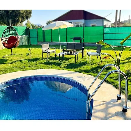 Luxury With Private Pool And Garden Villa121 *